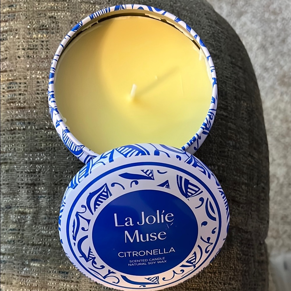 La Jolie Muse Citronella Candle
